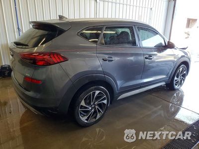 Trzecie zdjęcie samochodu z tyłu: 2019 HYUNDAI TUCSON SPORT VIN:KM8J3CAL1KU081913 - miniatura
