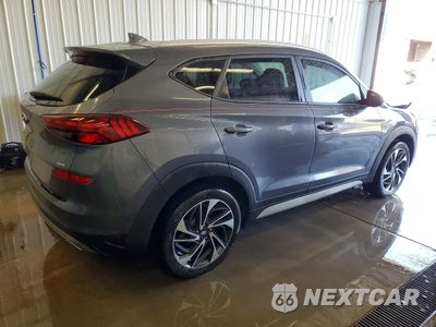 Trzecie zdjęcie samochodu z tyłu: 2019 HYUNDAI TUCSON SPORT VIN:KM8J3CAL1KU081913 - miniatura