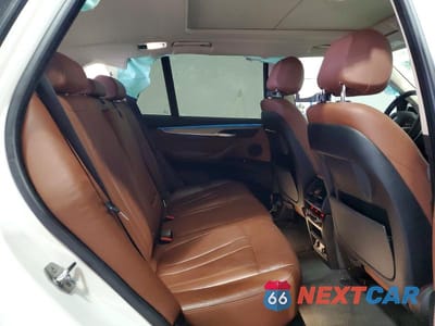 Zdjęcie 11 z 12 samochodu: 2016 BMW X5 SDRIVE35I VIN:5UXKR2C58G0R72603 - miniatura