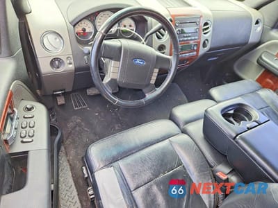 Zdjęcie 8 z 12 samochodu: 2006 FORD F150 VIN:1FTPX12526FA10379 - miniatura