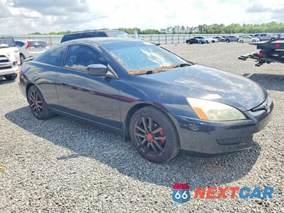 Czwarte zdjęcie samochodu z boku: 2003 HONDA ACCORD EX VIN:1HGCM82683A027156 - miniatura