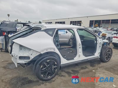 Trzecie zdjęcie samochodu z tyłu: 2025 KIA EV6 WIND VIN:5XYC34JA9SG013247 - miniatura