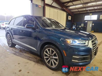 Czwarte zdjęcie samochodu z boku: 2019 AUDI Q7 PREMIUM VIN:WA1AAAF76KD010405 - miniatura