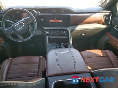 Zdjęcie 8 z 12 samochodu: 2024 GMC SIERRA C2500 VIN:1GT49XEY7RF356860 - miniatura