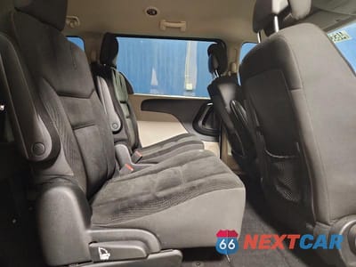 Zdjęcie 11 z 13 samochodu: 2018 DODGE GRAND CARAVAN SE VIN:2C4RDGBG3JR184873 - miniatura