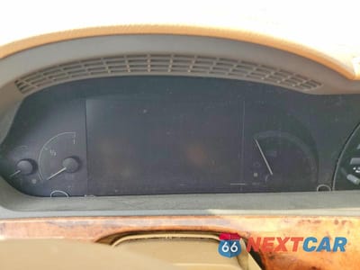Zdjęcie 9 z 11 samochodu: 2008 MERCEDES-BENZ S 550 VIN:WDDNG71X88A166218 - miniatura