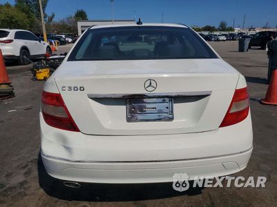 Zdjęcie 6 z 12 samochodu: 2008 MERCEDES-BENZ C 300 VIN:WDDGF54X98F090894 - miniatura