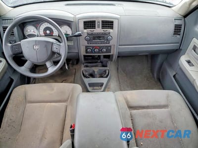 Zdjęcie 8 z 12 samochodu: 2006 DODGE DAKOTA QUAD SLT VIN:1D7HE48N86S504505 - miniatura