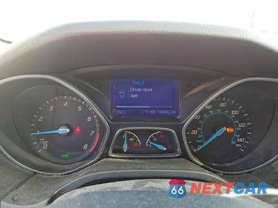 Zdjęcie 9 z 11 samochodu: 2013 FORD FOCUS SE VIN:1FADP3F24DL187244 - miniatura