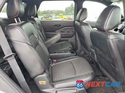 Zdjęcie 10 z 11 samochodu: 2024 NISSAN PATHFINDER ROCK CREEK VIN:5N1DR3BD7RC202236 - miniatura