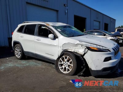 Czwarte zdjęcie samochodu z boku: 2014 JEEP CHEROKEE LATITUDE VIN:1C4PJLCBXEW299768 - miniatura