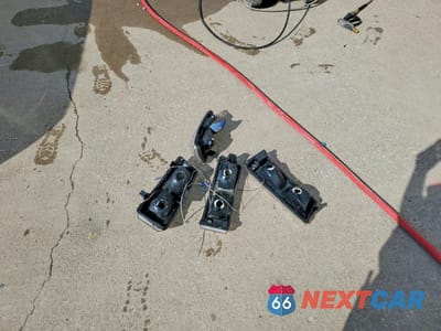 Zdjęcie 12 z 13 samochodu: 2005 CHEVROLET SILVERADO K2500 HEAVY DUTY VIN:1GCHK29205E291056 - miniatura