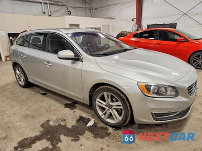 Czwarte zdjęcie samochodu z boku: 2015 VOLVO V60 PREMIER VIN:YV1612SK2F1228581 - miniatura