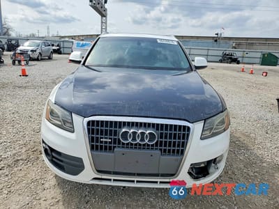 Piąte zdjęcie samochodu w środku: 2012 AUDI Q5 PREMIUM PLUS VIN:WA1LFAFP7CA139816 - miniatura