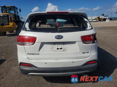Zdjęcie 6 z 13 samochodu: 2016 KIA SORENTO EX V6 VIN:5XYPH4A53GG158457 - miniatura