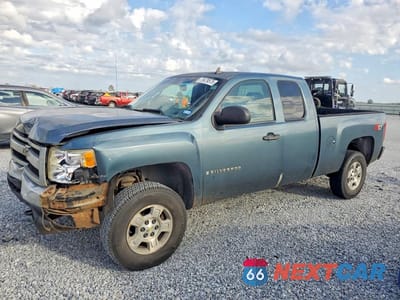 2008 CHEVROLET SILVERADO K1500 1GCEK19J88Z135106 - główne zdjęcie licytacji z USA - miniatura