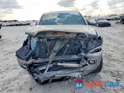 Piąte zdjęcie samochodu w środku: 2021 TOYOTA TACOMA LIMITED VIN:3TMGZ5ANXMM443058 - miniatura