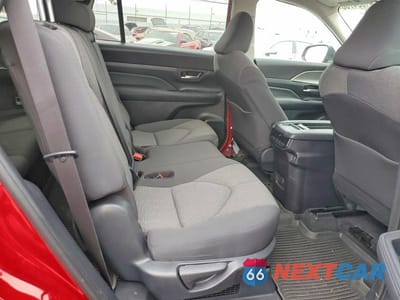 Zdjęcie 11 z 14 samochodu: 2025 TOYOTA GRAND HIGHLANDER HYBRID LE VIN:5TDACAB56SS054364 - miniatura