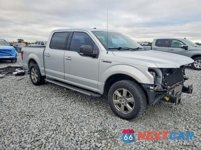 Czwarte zdjęcie samochodu z boku: 2018 FORD F150 SUPERCREW VIN:1FTEW1CP1JFA42131 - miniatura