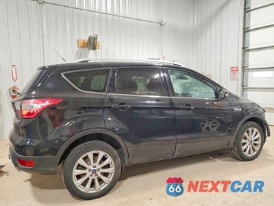 Trzecie zdjęcie samochodu z tyłu: 2017 FORD ESCAPE TITANIUM VIN:1FMCU9J95HUB80739 - miniatura
