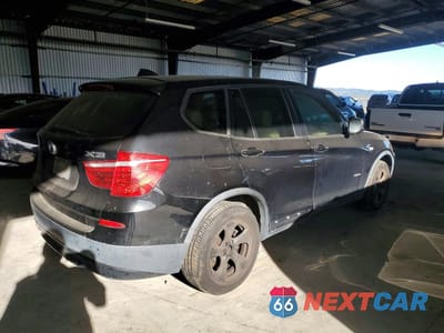 Trzecie zdjęcie samochodu z tyłu: 2012 BMW X3 VIN:5UXWX5C5XCL729215 - miniatura