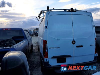 Drugie zdjęcie samochodu z przodu: 2019 MERCEDES BENZ SPRINTER 2500 VIN:WD3PF0CD2KP047529 - miniatura