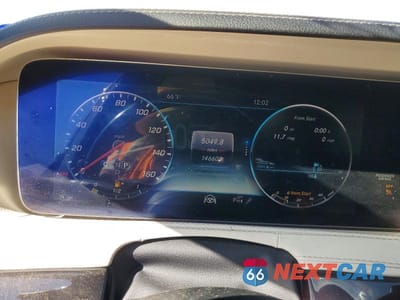 Zdjęcie 9 z 12 samochodu: 2018 MERCEDES-BENZ S 560 VIN:WDDUG8DB5JA414691 - miniatura