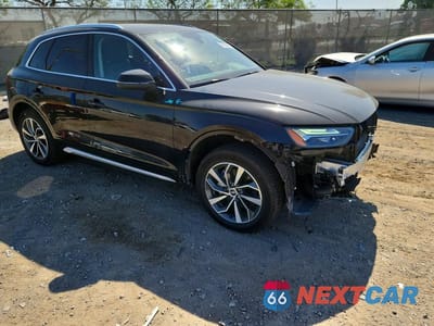 Czwarte zdjęcie samochodu z boku: 2021 AUDI Q5 PREMIUM PLUS VIN:WA1BAAFY0M2042682 - miniatura