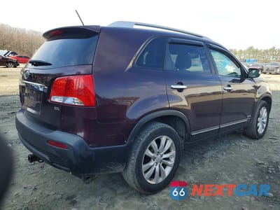 Trzecie zdjęcie samochodu z tyłu: 2011 KIA SORENTO EX VIN:5XYKUDA15BG006711 - miniatura