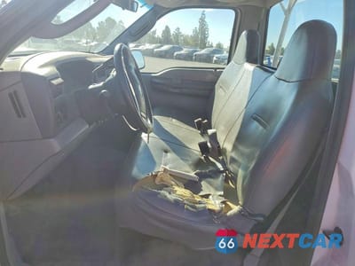 Zdjęcie 7 z 13 samochodu: 2003 FORD F250 SUPER DUTY VIN:3FTNF20L13MB32499 - miniatura