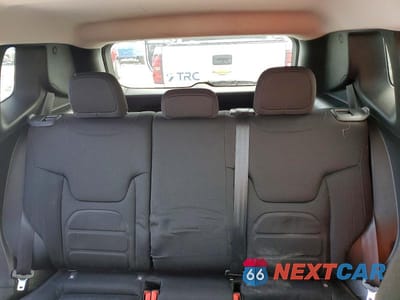 Zdjęcie 10 z 13 samochodu: 2021 JEEP RENEGADE LATITUDE VIN:ZACNJDBB5MPM24473 - miniatura