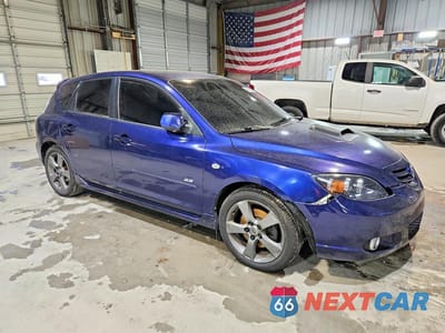 Czwarte zdjęcie samochodu z boku: 2006 MAZDA 3 HATCHBACK VIN:JM1BK143X61427752 - miniatura