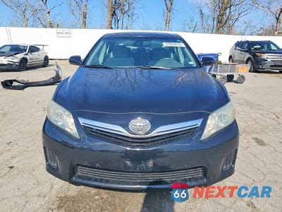 Piąte zdjęcie samochodu w środku: 2010 TOYOTA CAMRY HYBRID BASE VIN:4T1BB3EK4AU125779 - miniatura