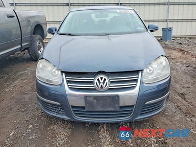 Piąte zdjęcie samochodu w środku: 2010 VOLKSWAGEN JETTA SE VIN:3VWRZ7AJ4AM034712 - miniatura