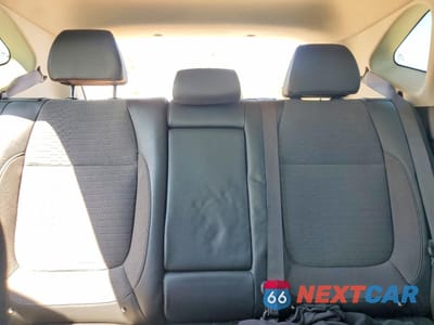 Zdjęcie 10 z 13 samochodu: 2023 KIA SELTOS S VIN:KNDEU2AA9P7355280 - miniatura