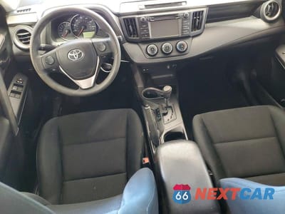 Zdjęcie 8 z 13 samochodu: 2016 TOYOTA RAV4 LE VIN:2T3BFREV5GW495642 - miniatura