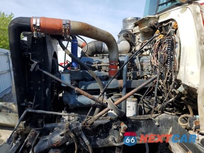 Zdjęcie 7 z 10 samochodu: 1985 MACK 600 RS600 VIN:1M2T148C0FM002599 - miniatura