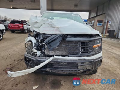 Piąte zdjęcie samochodu w środku: 2025 FORD F150 XL VIN:1FTFW1L51SKE95192 - miniatura