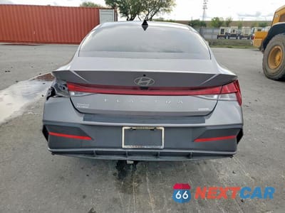 Zdjęcie 6 z 13 samochodu: 2024 HYUNDAI ELANTRA HYBRID BLUE VIN:KMHLM4DJXRU118182 - miniatura