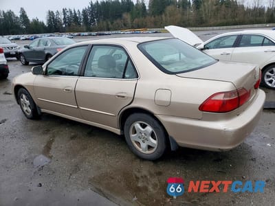 Drugie zdjęcie samochodu z przodu: 2000 HONDA ACCORD EX VIN:1HGCG1658YA071617 - miniatura