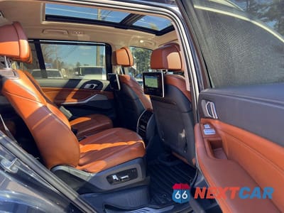 Zdjęcie 6 z 12 samochodu: 2019 BMW X7 XDRIVE40I VIN:5UXCW2C5XKLB43622 - miniatura