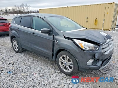 Czwarte zdjęcie samochodu z boku: 2019 FORD ESCAPE SE VIN:1FMCU0GD3KUA77219 - miniatura