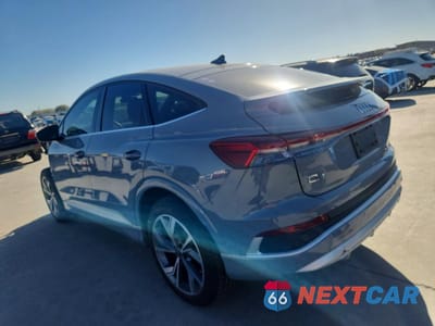 Drugie zdjęcie samochodu z przodu: 2023 AUDI Q4 E-TRON SPORTBACK PREMIUM PLUS VIN:WA132BFZ0PP008488 - miniatura