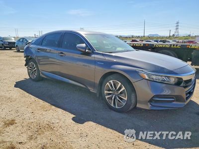 Czwarte zdjęcie samochodu z boku: 2018 HONDA ACCORD HYBRID VIN:1HGCV3F11JA010842 - miniatura