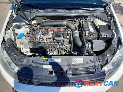 Zdjęcie 11 z 12 samochodu: 2013 VOLKSWAGEN GTI VIN:WVWHD7AJ5DW116918 - miniatura