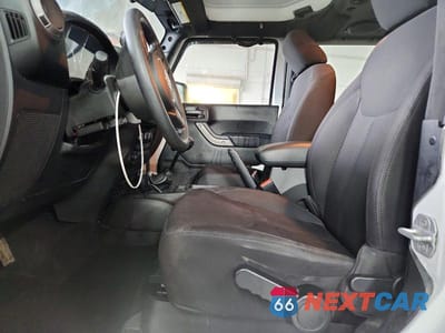 Zdjęcie 7 z 11 samochodu: 2014 JEEP WRANGLER SPORT VIN:1C4AJWAG4EL121829 - miniatura