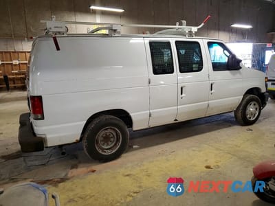 Trzecie zdjęcie samochodu z tyłu: 2014 FORD E150 UTILITY / SERVICE VAN VIN:1FTNE1EW7EDA71383 - miniatura