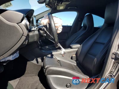 Zdjęcie 7 z 12 samochodu: 2016 MERCEDES-BENZ CLA 250 VIN:WDDSJ4EB3GN292723 - miniatura