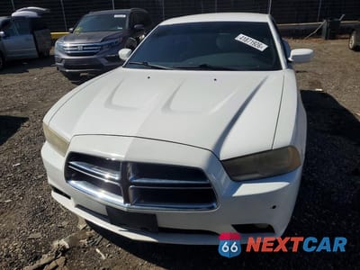 Piąte zdjęcie samochodu w środku: 2014 DODG CHARGER POLICE VIN:2C3CDXATXEH142754 - miniatura