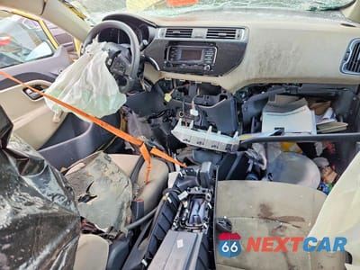 Zdjęcie 8 z 11 samochodu: 2016 KIA RIO LX VIN:KNADM4A32G6681854 - miniatura